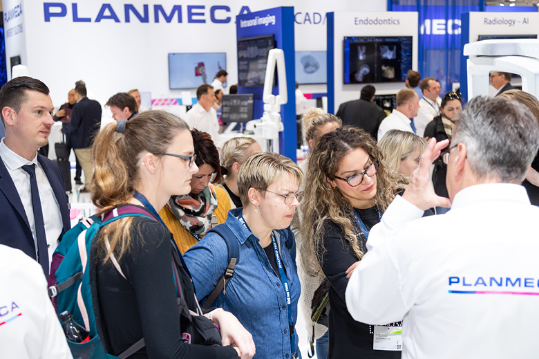 Planmeca präsentiert digitale Innovationen für die Zahnmedizin auf der IDS 2025